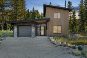 Luxury Mountain Escape W Panoramic Forest Views!